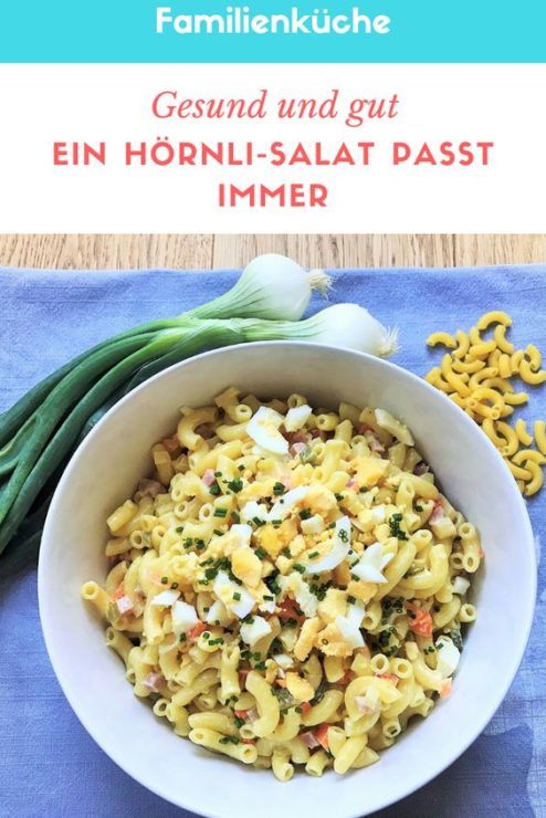 Der Hörnli-Salat ist ein beliebter Schweizer Klassiker auf dem Familientisch. Er geht als Hauptspeise oder als Beilage durch und passt zu jeder Gelegenheit!