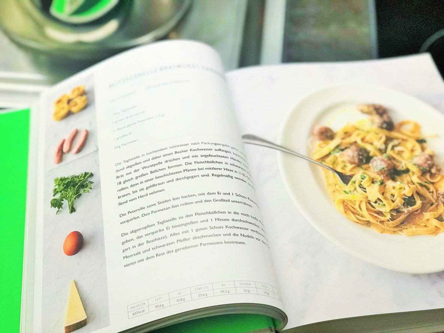 Jamie Olivers 5 Zutaten Küche Bratwurst Carbonara