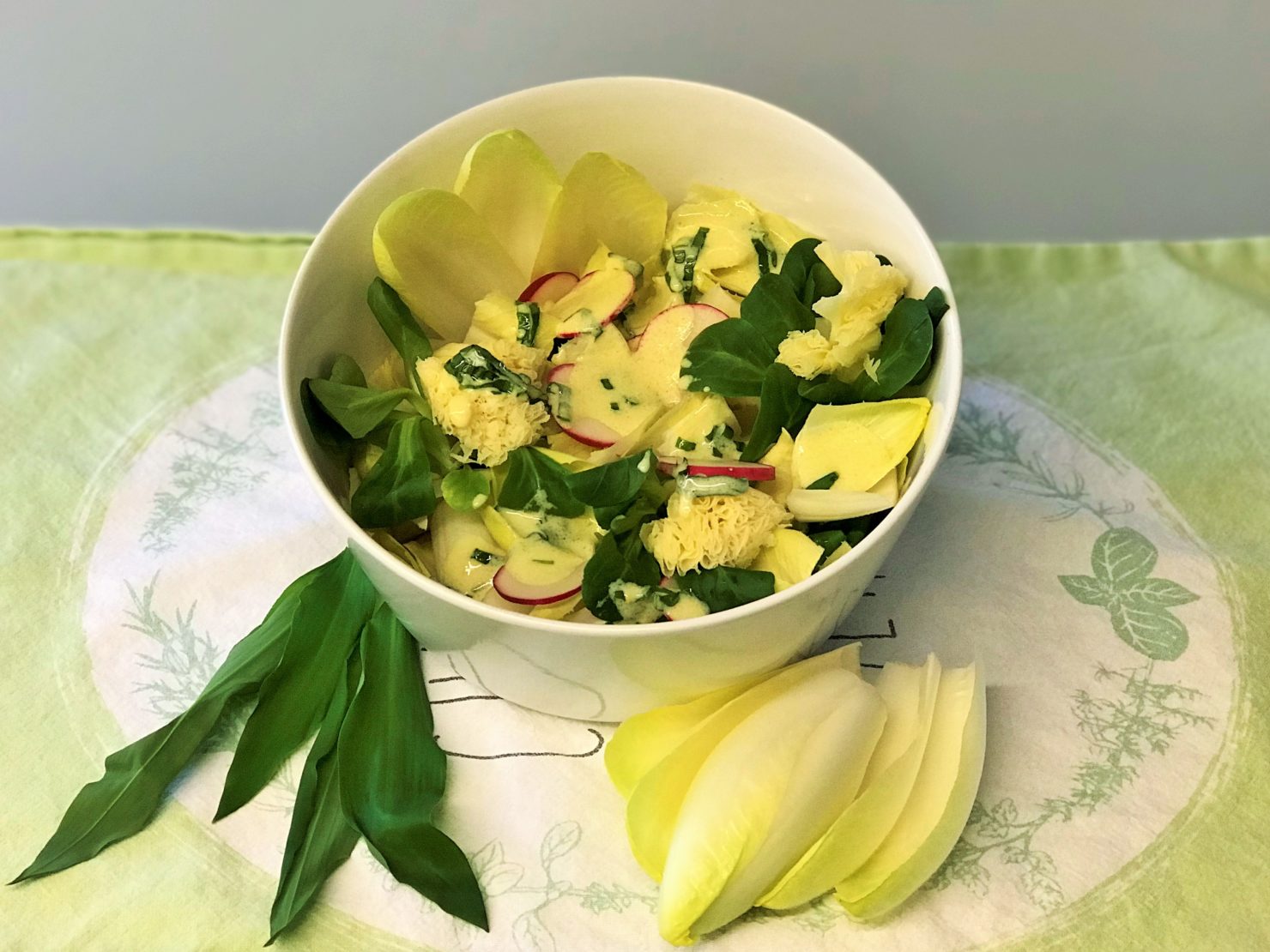 Chicoree Nüssli Salat 