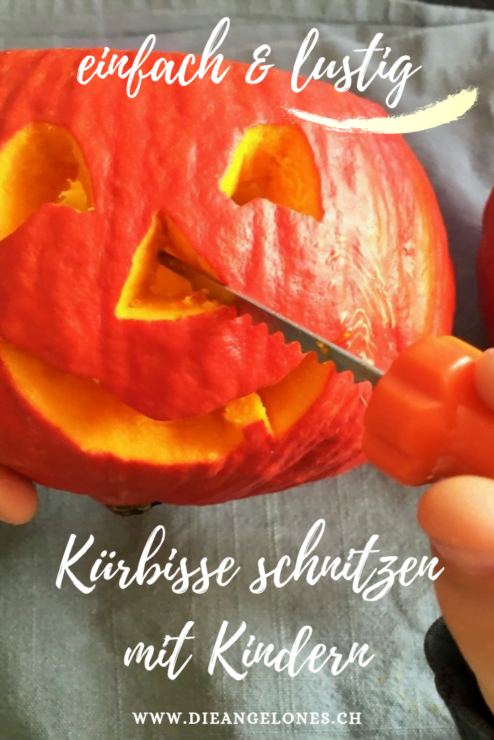 Anders als in Amerika feiern wir Halloween hierzulande zwar eher in einem kleinen, familiären Rahmen – aber nicht minder “gfürchiger” und schon gar nicht ohne leuchtende Kürbisse. Denn: Genau wie in Amerika ist auch bei uns der geschnitzte Kürbis der eigentliche Halloween-Star. Dessen furchterregende Schnitzereien flackern in der dunklen Halloween-Nacht hell auf und vertreiben alle noch so bösartigen Gespenster oder gemeinen Geister.
