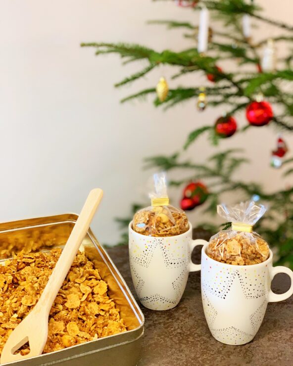 Granola - amerikanisches Knuspermüesli als Geschenk aus der Küche