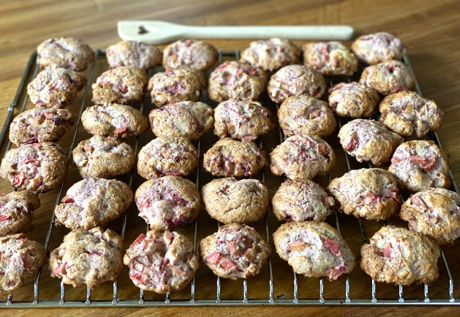 Rhabarber-Himbeer-Cookies