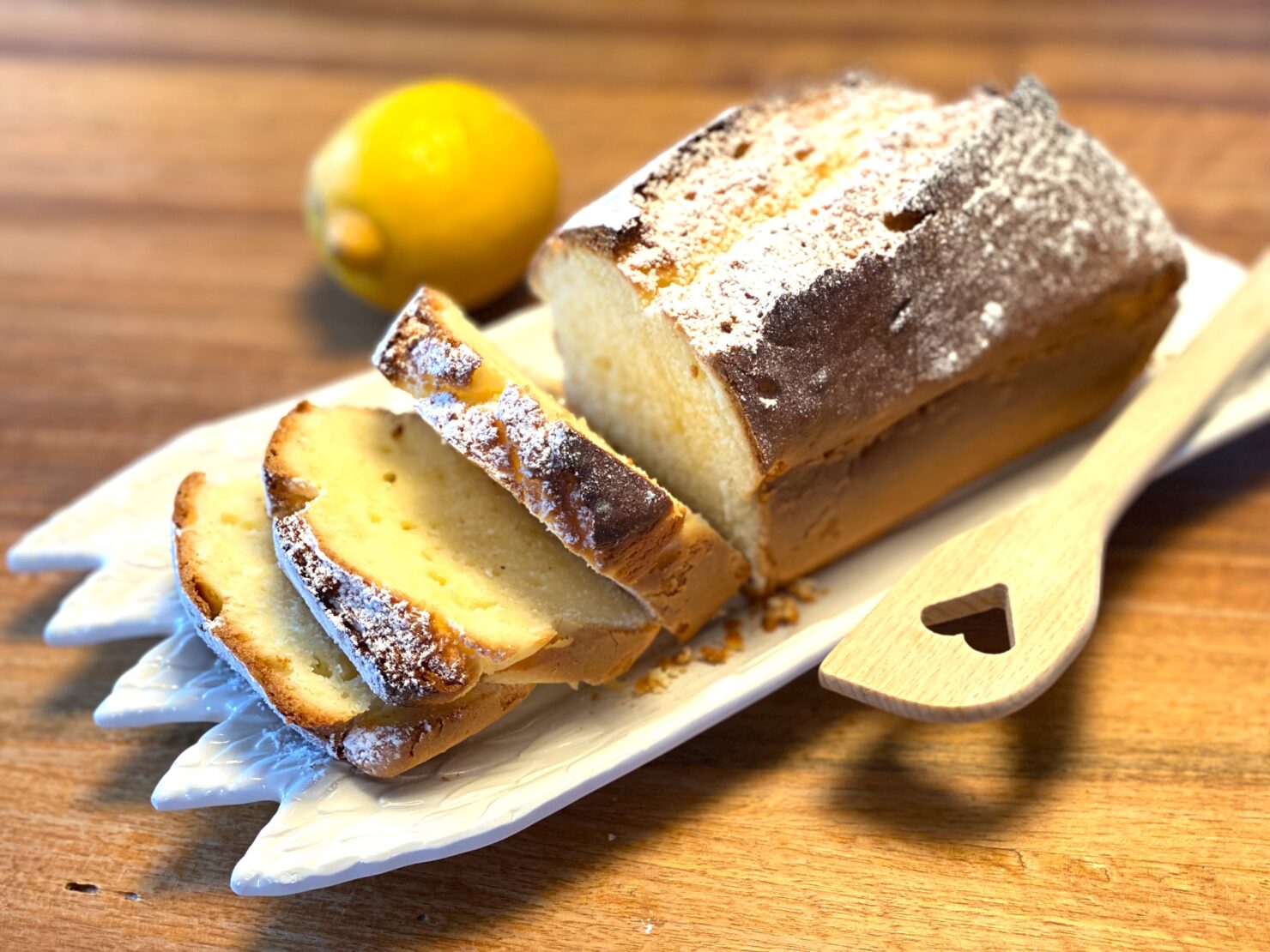 Zitronen-Mascarpone Cake