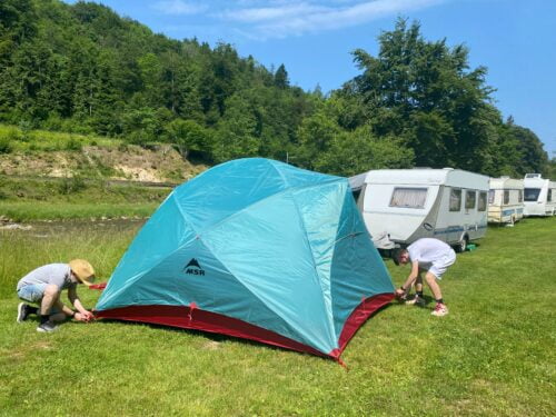 Zelt 6 Personen Outsunny Familienzelt 8 Personen  2 Zimmer, Groes XL  Campingzelt, Einfacher Aufbau, 400x275x210 Cm