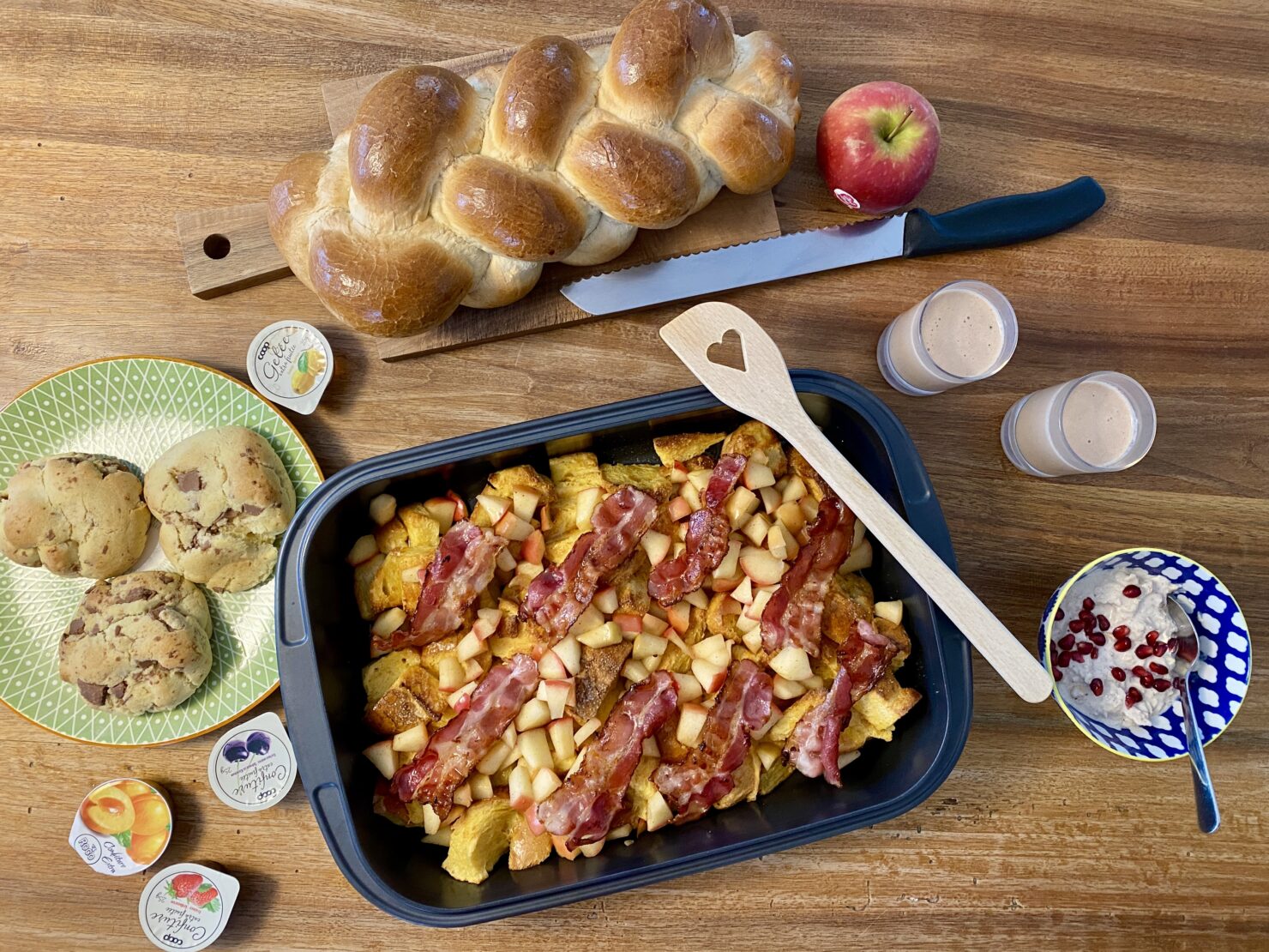 French Toast mit Speck und Äpfeln